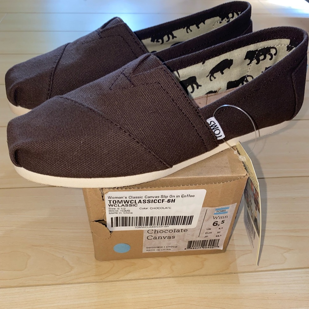 NWT TOMS Women’s Classic Canvas Slip On - Picture 1 of 9